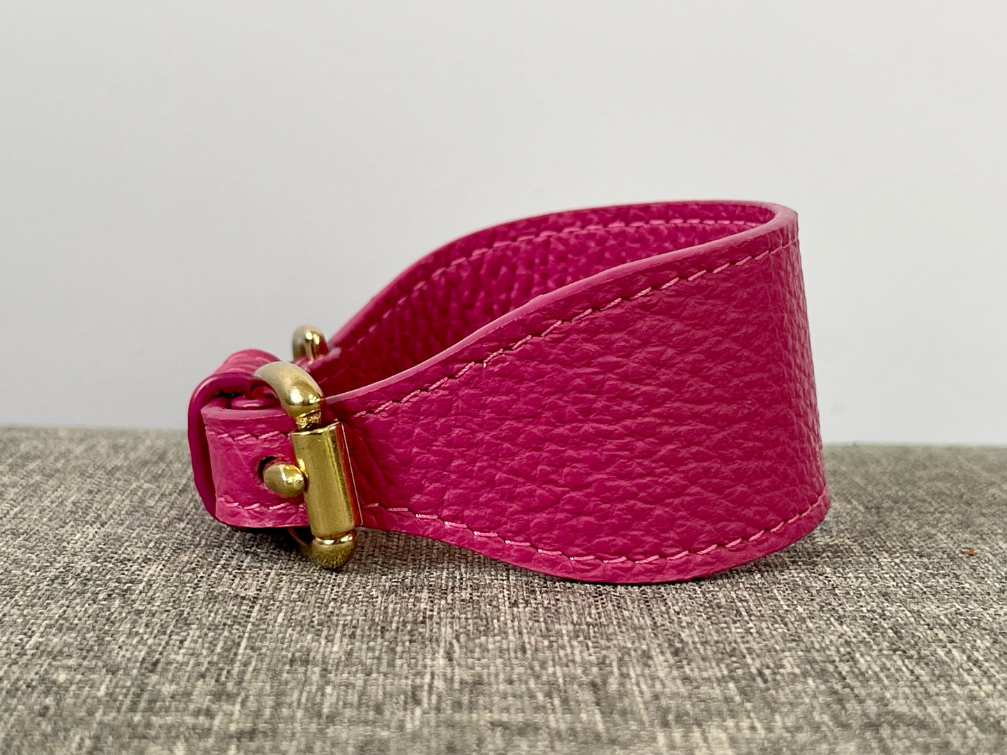 Super soft leather Whippet collar - Passion Pink