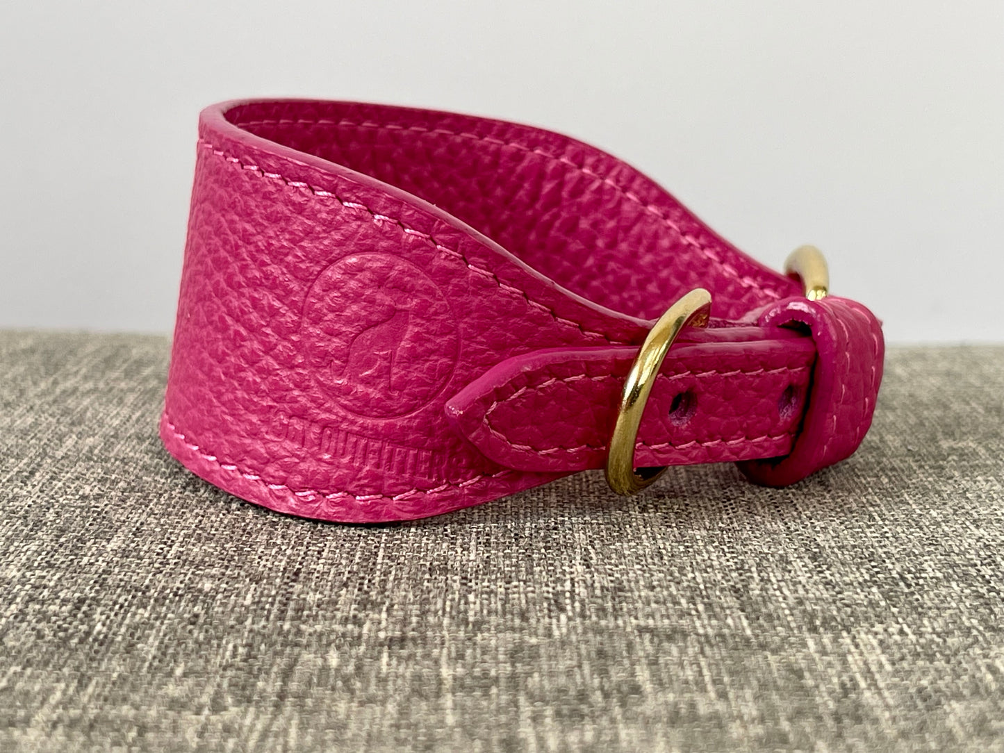 Super soft leather Whippet collar - Passion Pink